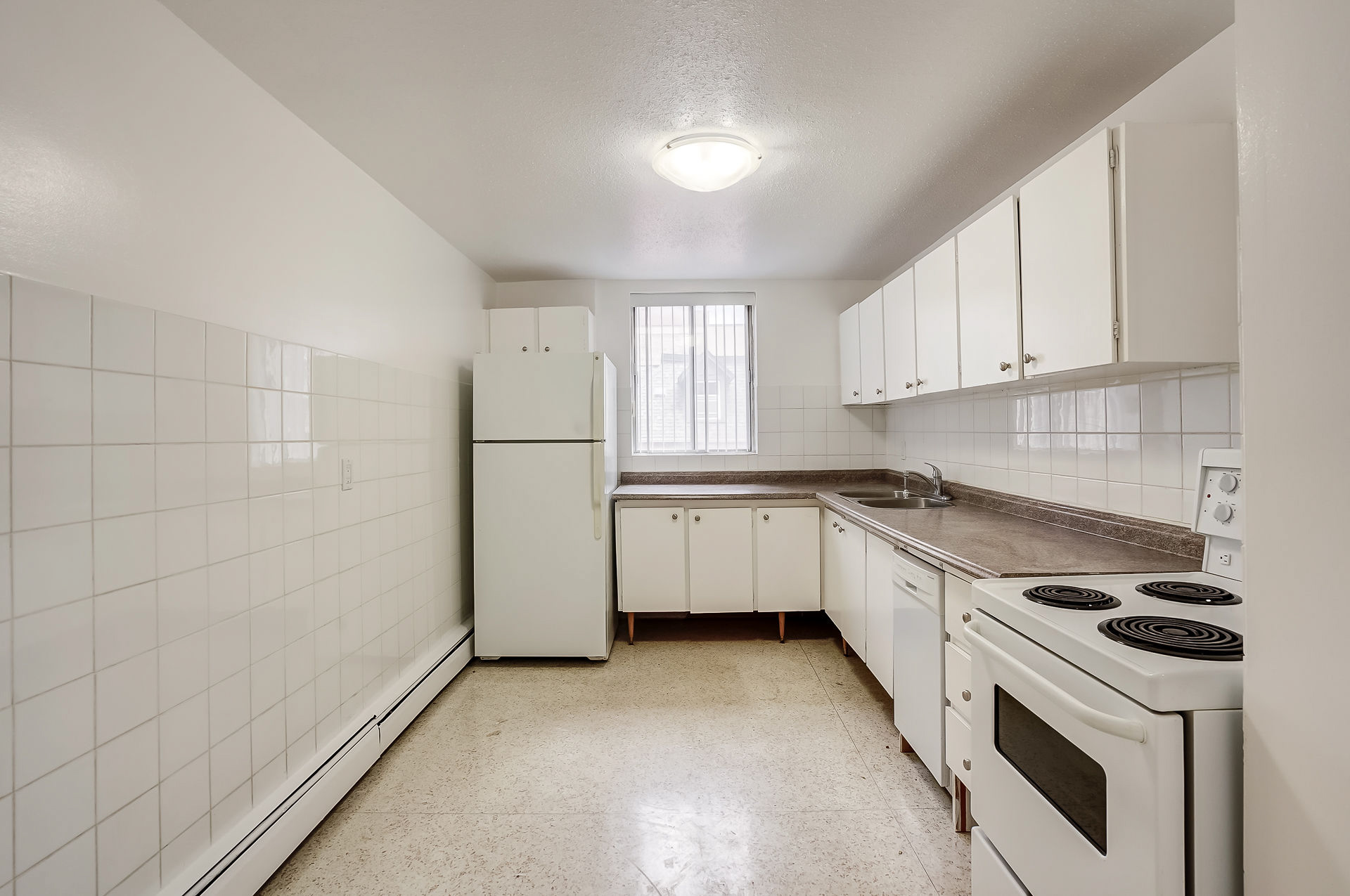 Crystal Arms - 1 Bedroom 4