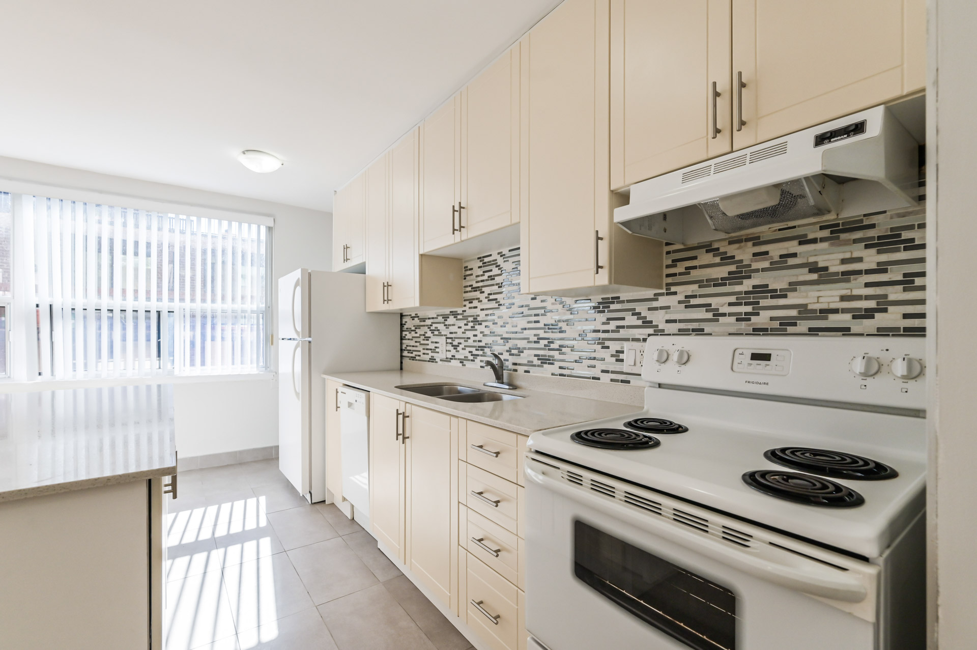 214 St Apartment Rentals by Hollyburn Properties