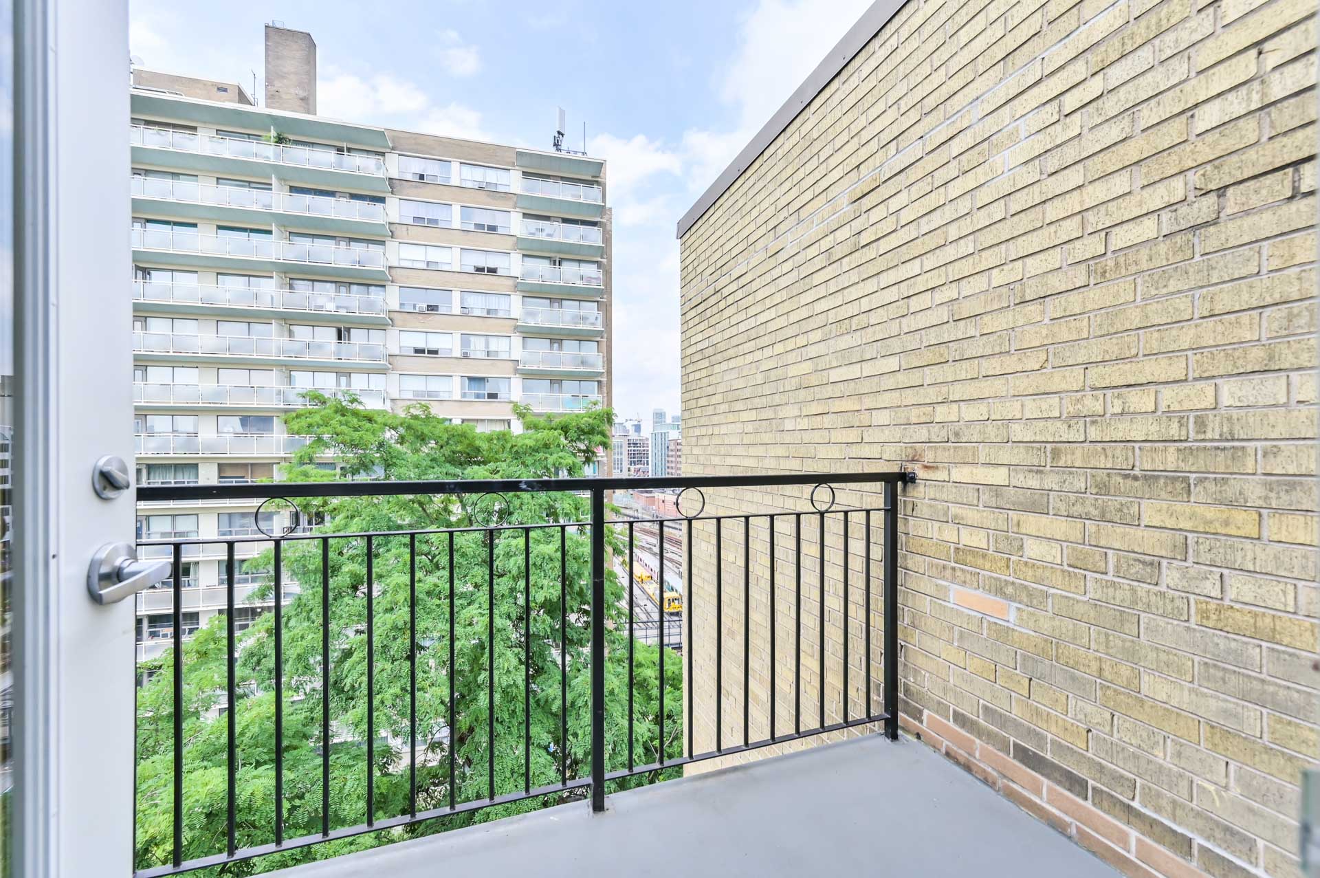 La Salle Towers Rental Apartments Hollyburn Properties