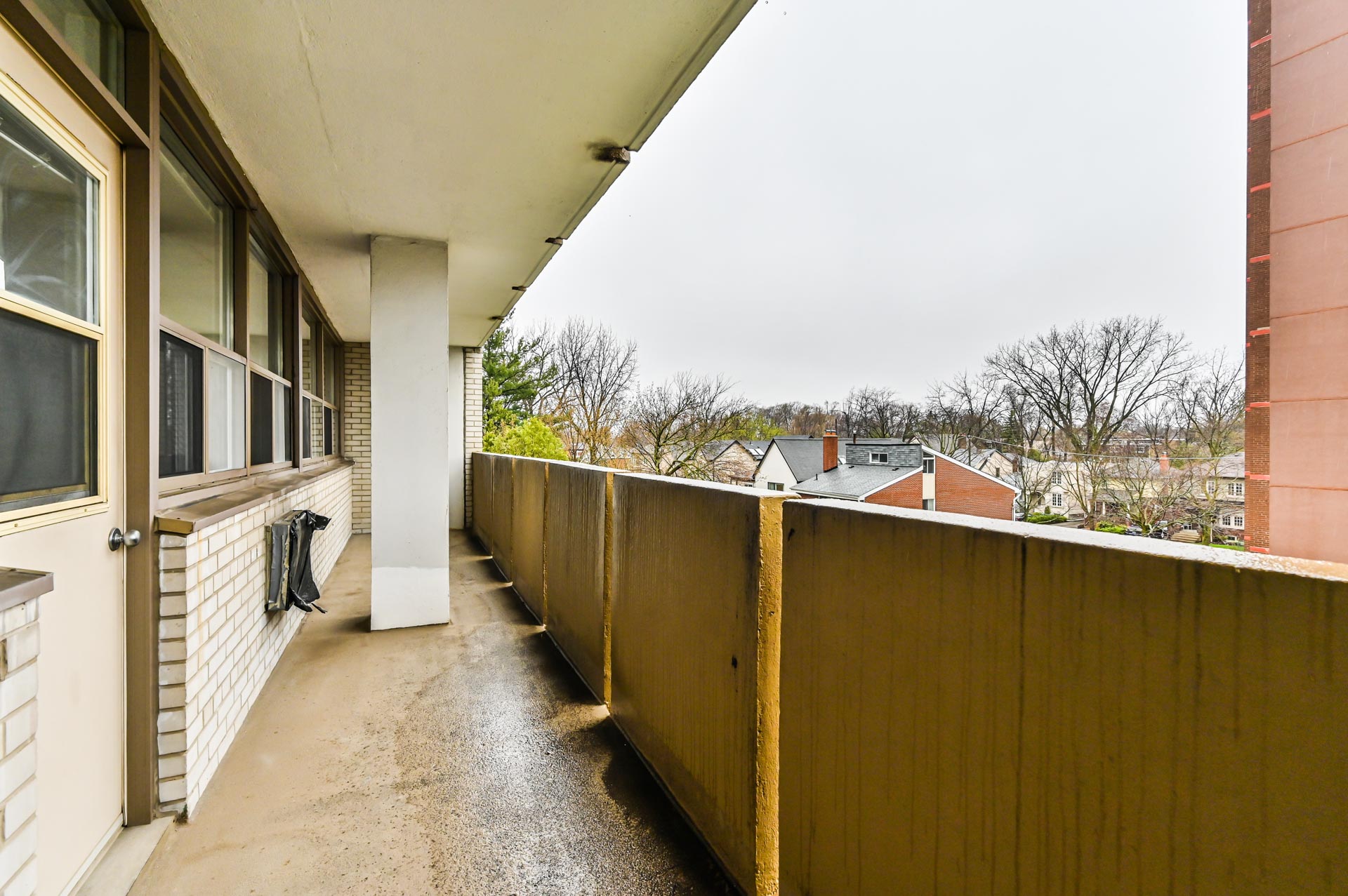 Davisville Tower Rental Apartments Hollyburn Properties