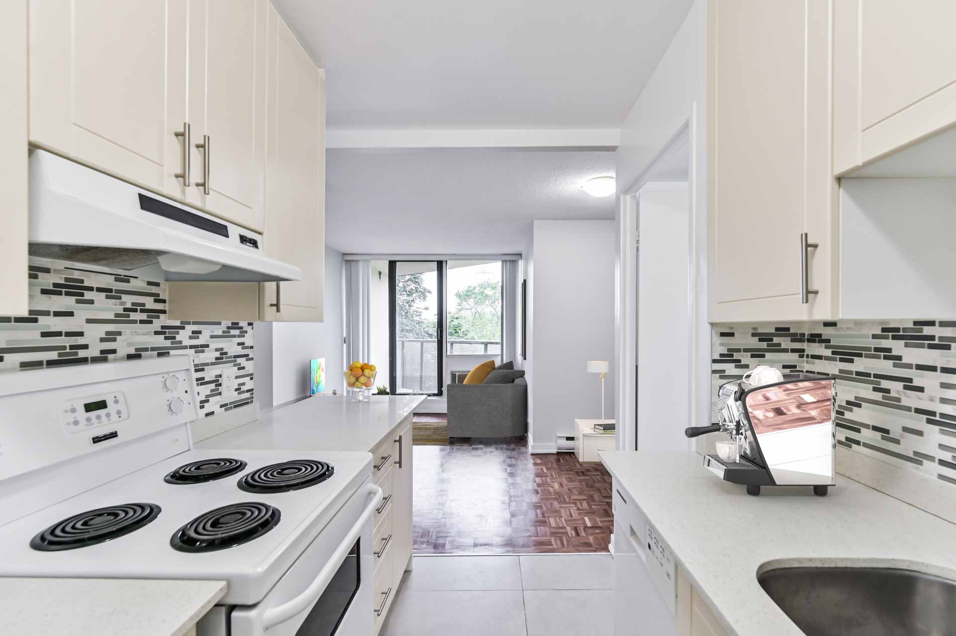 250 St Rental Apartments Hollyburn Properties