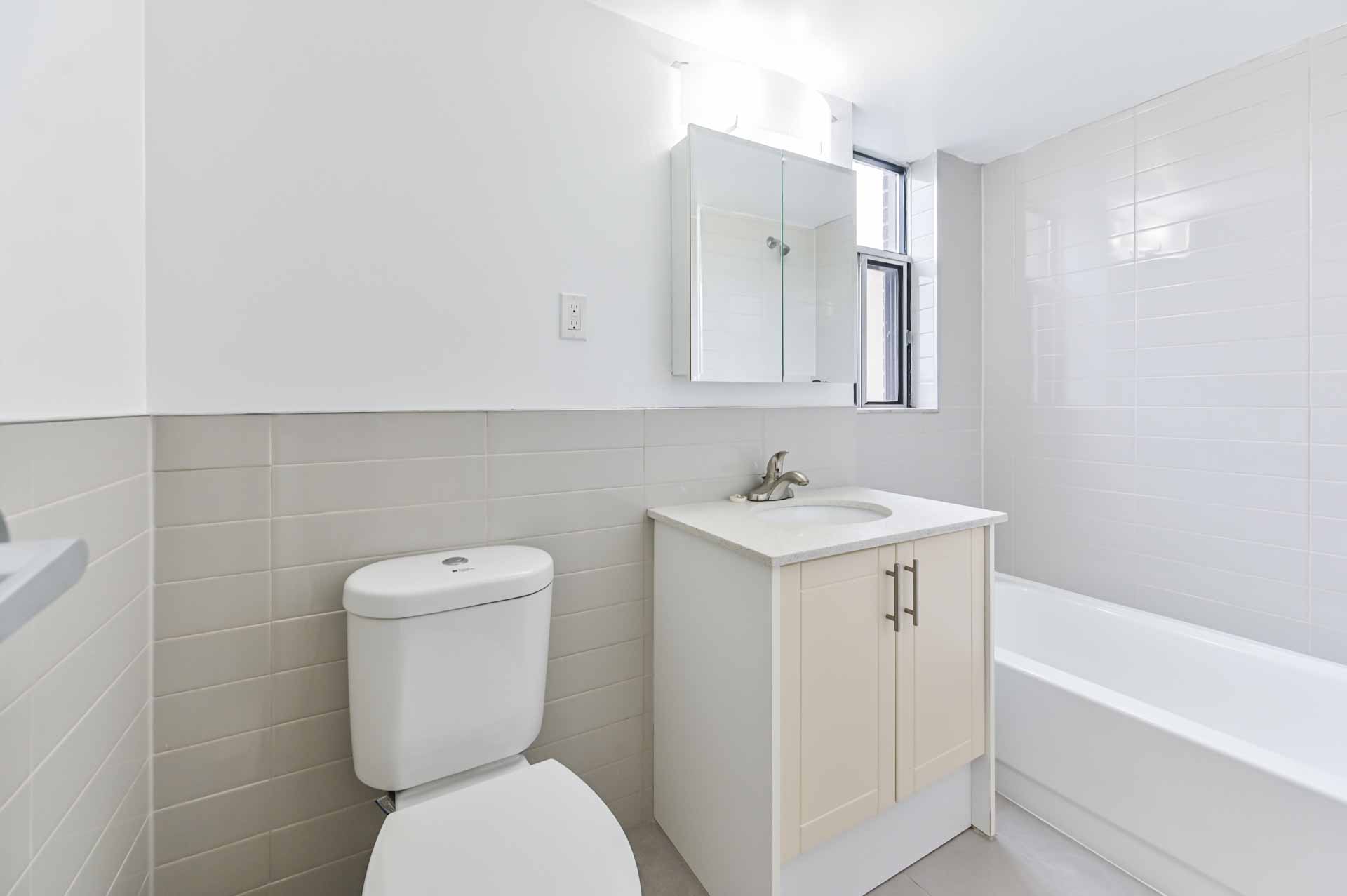 250 St George - Studio 5