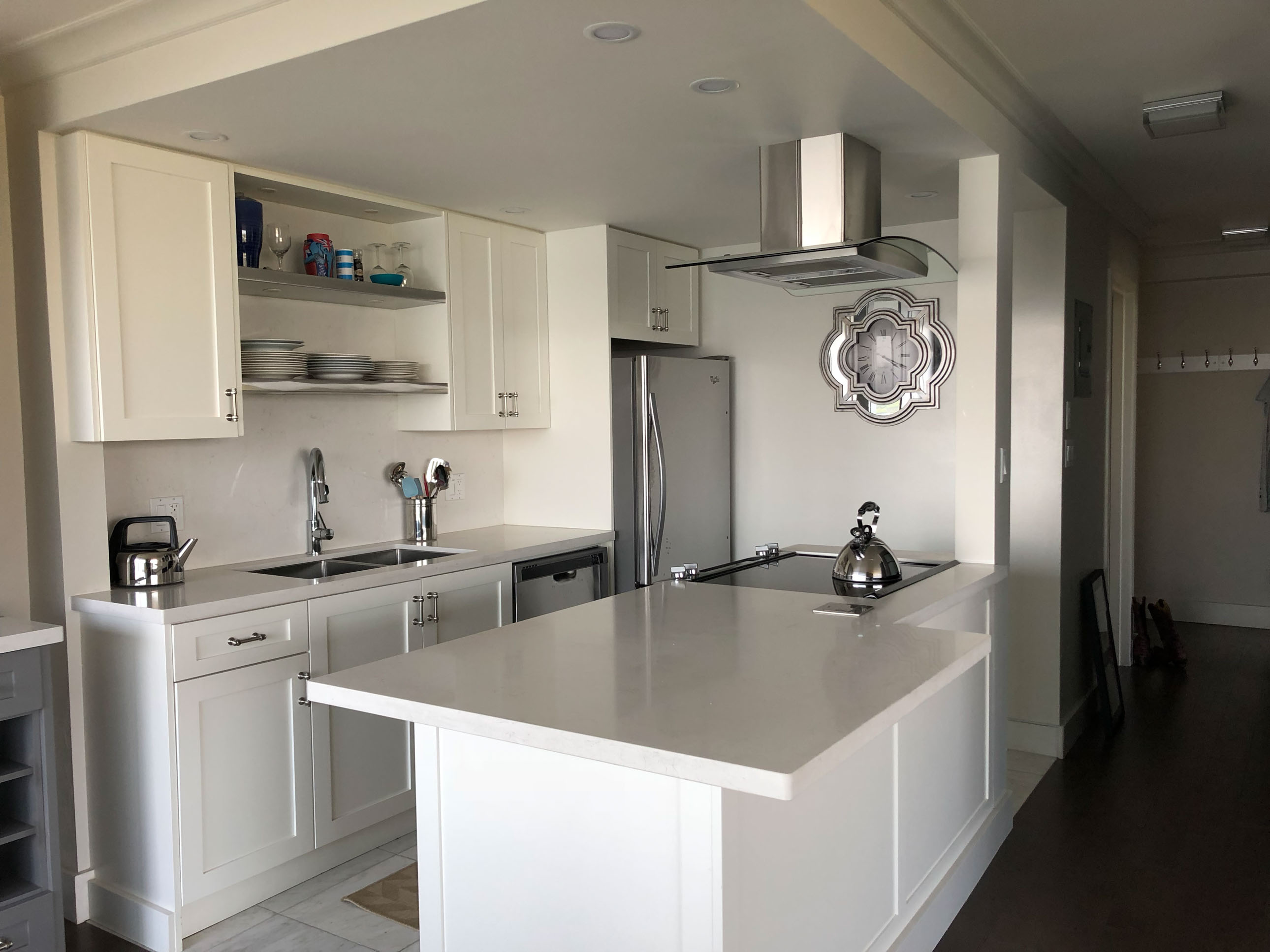 Hollyburn Plaza - 2 Bedroom 5
